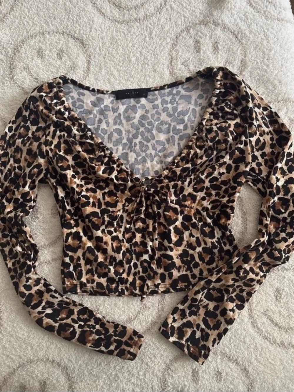 Leopard Print Long-Sleeve V-Neck Top - Brown